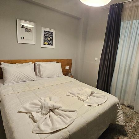 A Place 4 U Under Acropolis Apartment Атина Екстериор снимка