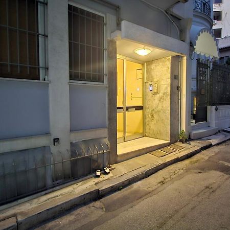 A Place 4 U Under Acropolis Apartment Атина Екстериор снимка
